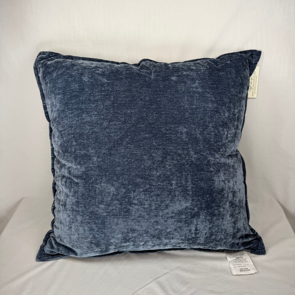 Dream Home NY Navy Blue Velvet Textured Throw Pillow 24x24 Down Alternative New - Picture 2 of 5